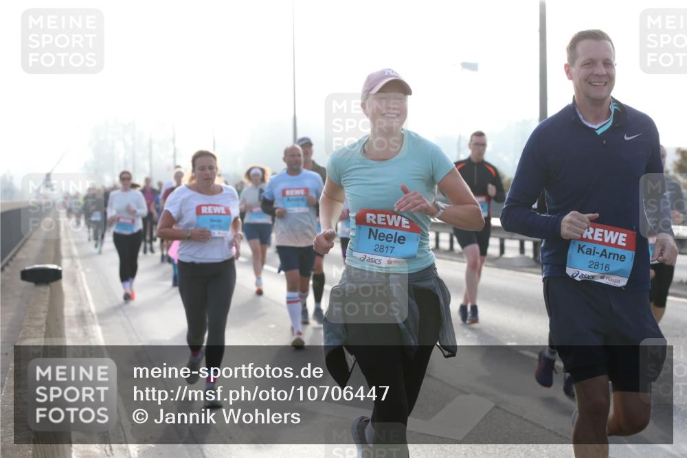 03.10.2026 - Köhlbrandbrückenlauf Jannik Wohlers http://msf.ph/oto/10706447 03.10.2026 09:22:24 Position 3 2817, 2816 meine-sportfotos.de