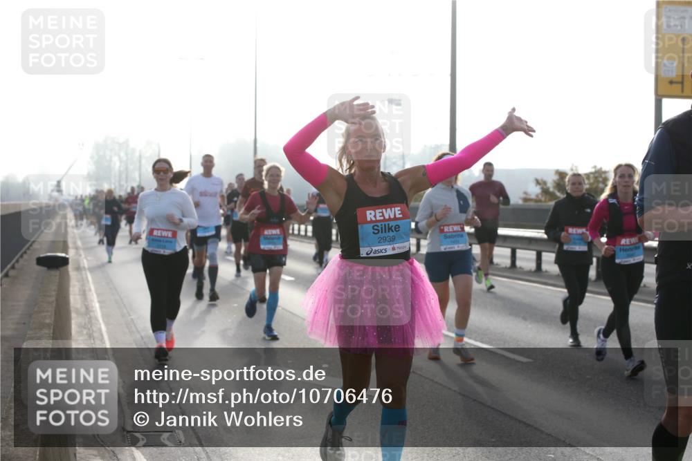 03.10.2026 - Köhlbrandbrückenlauf Jannik Wohlers http://msf.ph/oto/10706476 03.10.2026 09:22:28 Position 3 2939, 26 meine-sportfotos.de
