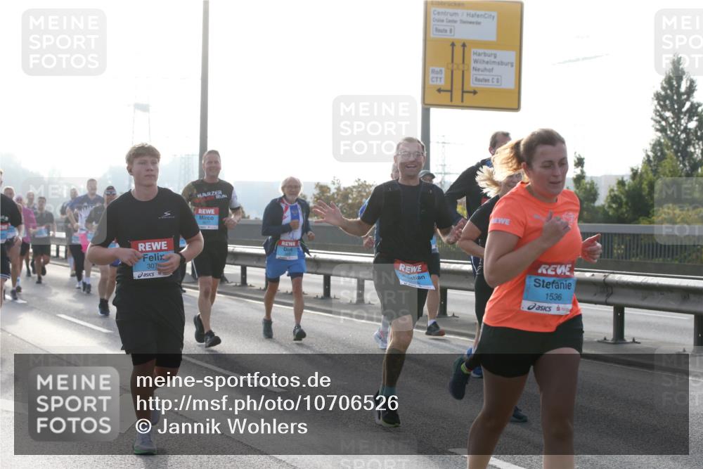 03.10.2026 - Köhlbrandbrückenlauf Jannik Wohlers http://msf.ph/oto/10706526 03.10.2026 09:22:43 Position 3 3076, 1536 meine-sportfotos.de