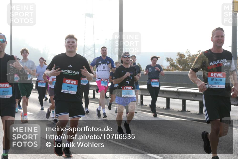 03.10.2026 - Köhlbrandbrückenlauf Jannik Wohlers http://msf.ph/oto/10706535 03.10.2026 09:22:44 Position 3 3772, 3761, 3865, 3677 meine-sportfotos.de