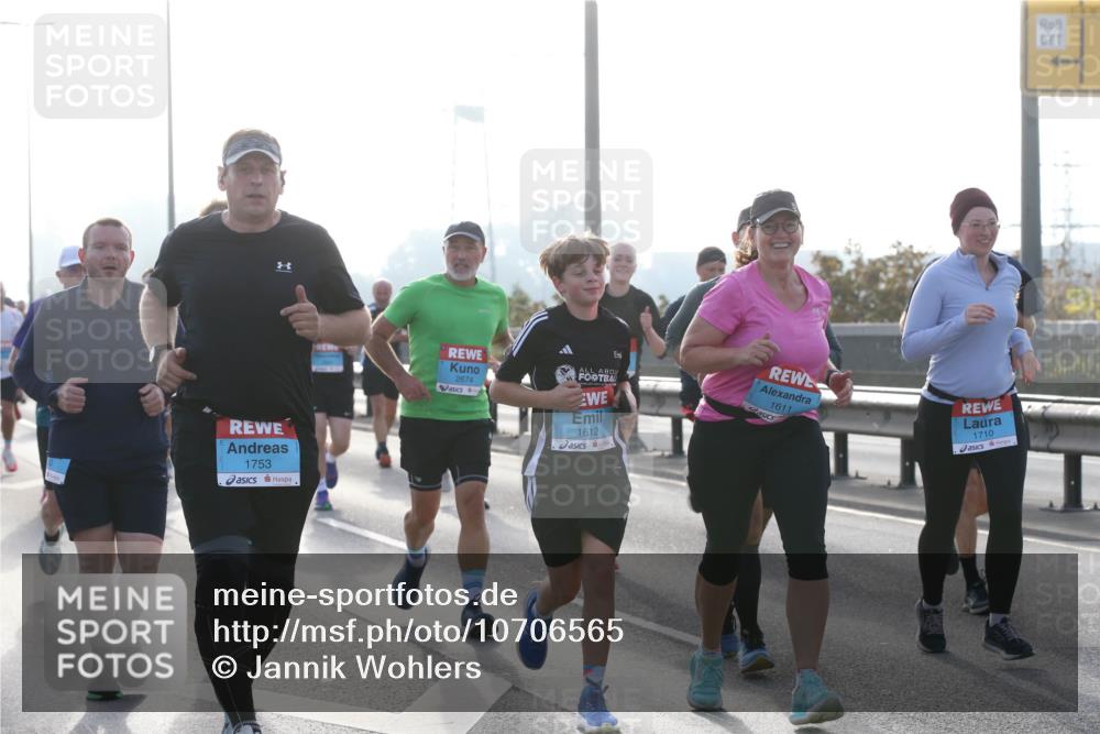 03.10.2026 - Köhlbrandbrückenlauf Jannik Wohlers http://msf.ph/oto/10706565 03.10.2026 09:22:50 Position 3 1753, 2674, 1612, 1611, 1710 meine-sportfotos.de