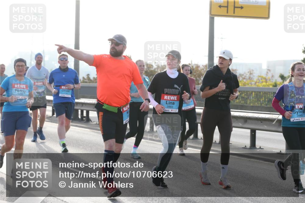 03.10.2026 - Köhlbrandbrückenlauf Jannik Wohlers http://msf.ph/oto/10706623 03.10.2026 09:23:01 Position 3 1635, 2883, 3445 meine-sportfotos.de