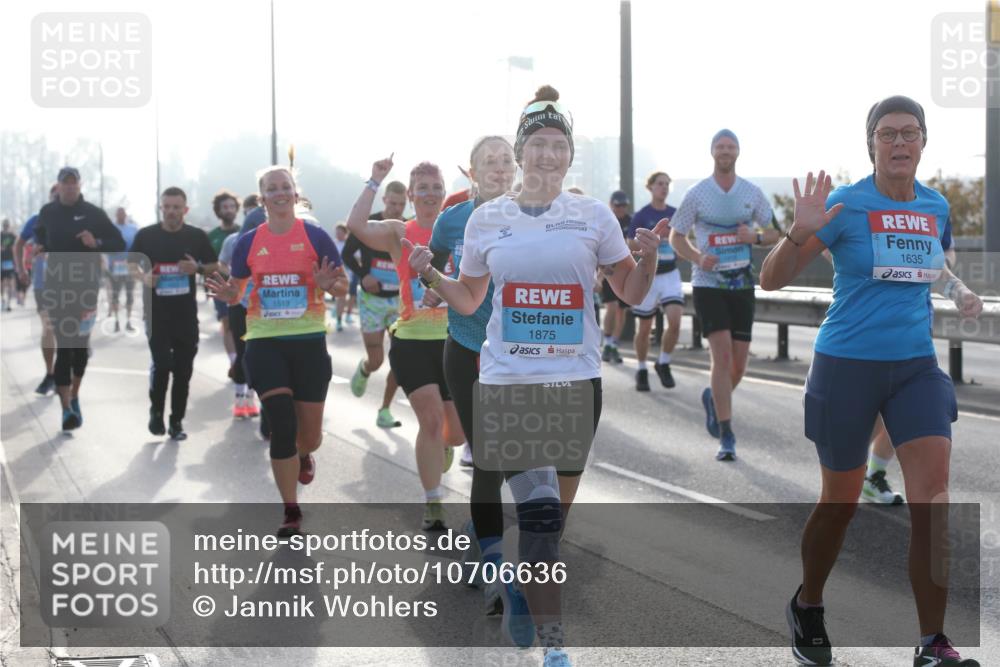 03.10.2026 - Köhlbrandbrückenlauf Jannik Wohlers http://msf.ph/oto/10706636 03.10.2026 09:23:03 Position 3 1519, 1875, 1635 meine-sportfotos.de