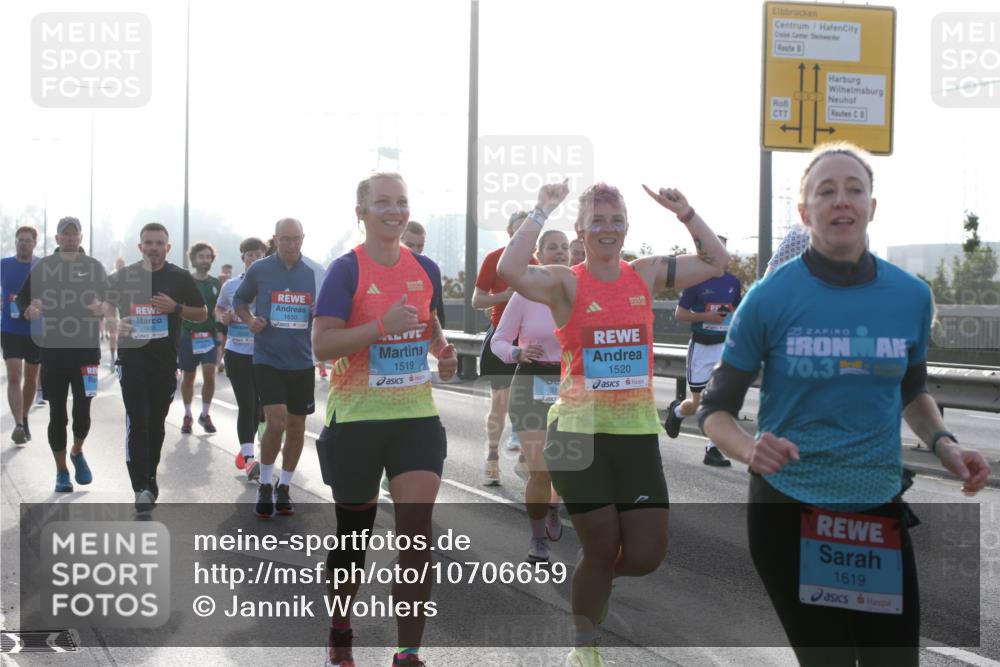 03.10.2026 - Köhlbrandbrückenlauf Jannik Wohlers http://msf.ph/oto/10706659 03.10.2026 09:23:05 Position 3 1650, 1653, 1519, 1520, 70, 3, 1619 meine-sportfotos.de