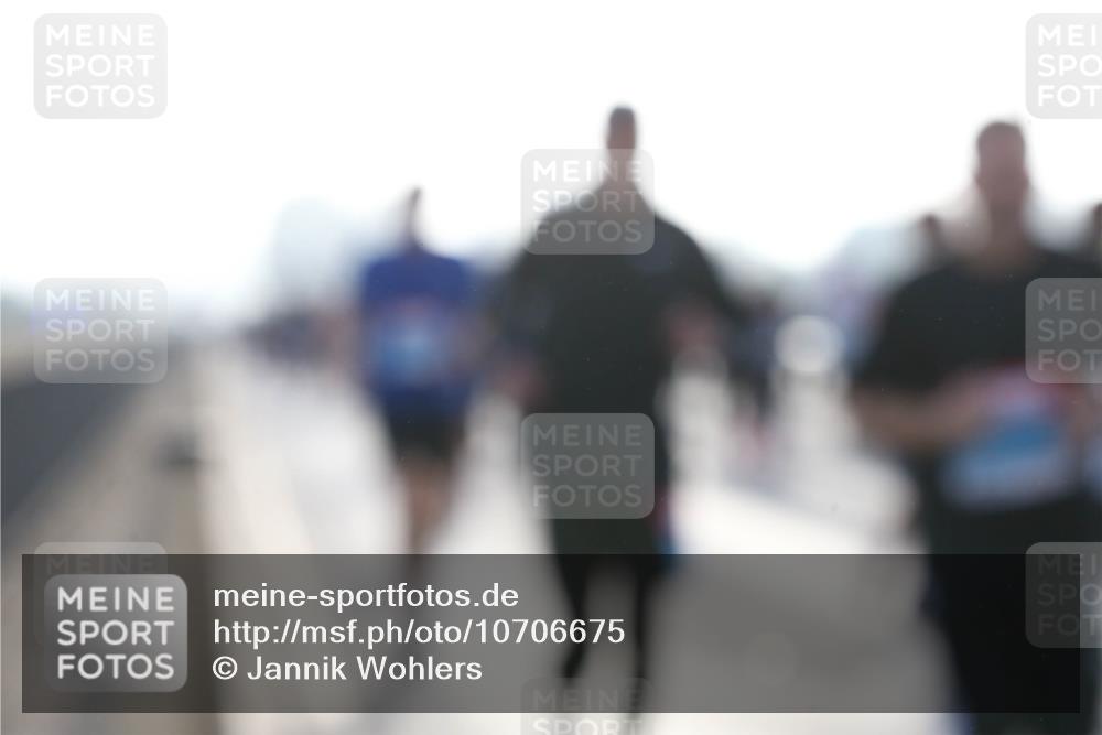 03.10.2026 - Köhlbrandbrückenlauf Jannik Wohlers http://msf.ph/oto/10706675 03.10.2026 09:23:07 Position 3  meine-sportfotos.de