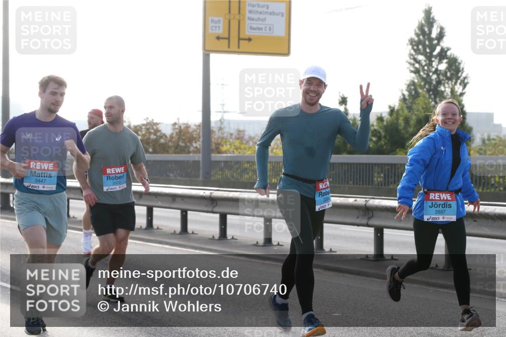 03.10.2026 - Köhlbrandbrückenlauf Jannik Wohlers http://msf.ph/oto/10706740 03.10.2026 09:23:19 Position 3 3447, 3372, 3264, 2657 meine-sportfotos.de