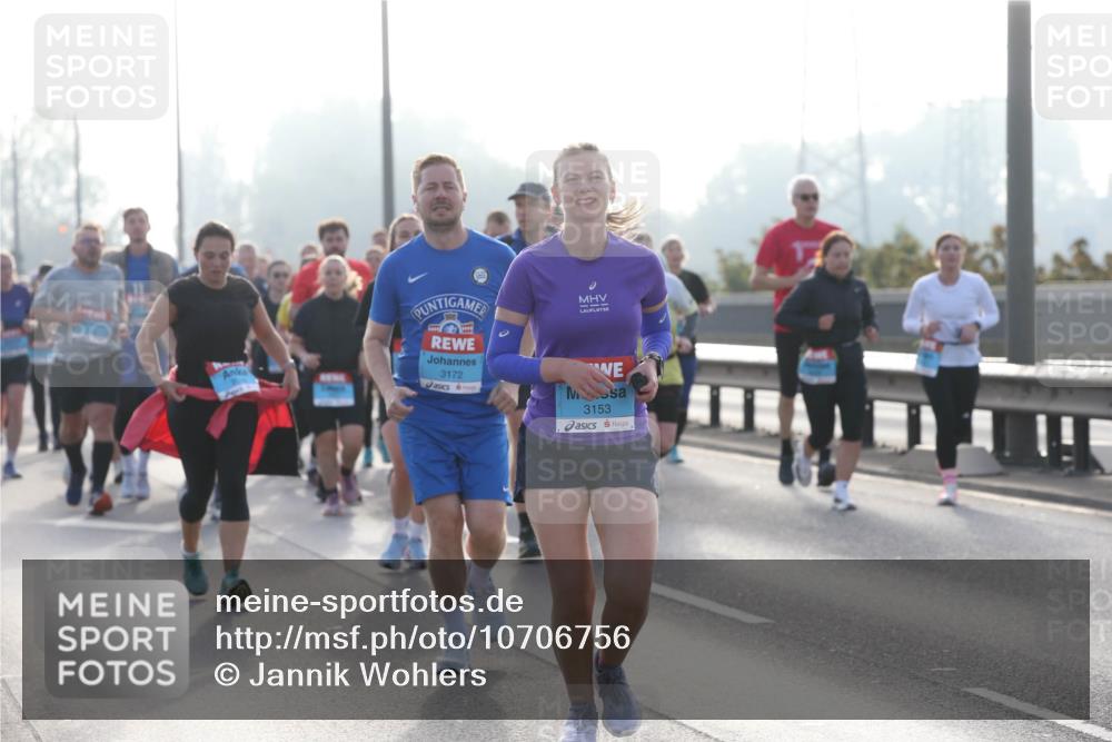 03.10.2026 - Köhlbrandbrückenlauf Jannik Wohlers http://msf.ph/oto/10706756 03.10.2026 09:23:23 Position 3 3172, 11, 3153 meine-sportfotos.de