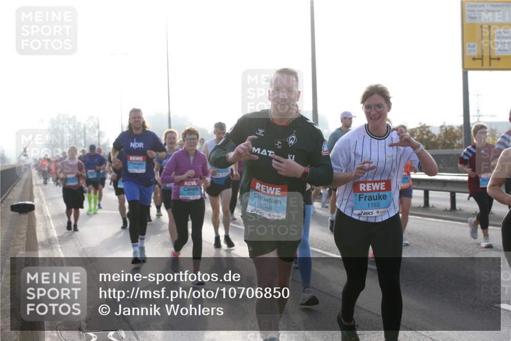 03.10.2026 - Köhlbrandbrückenlauf Jannik Wohlers http://msf.ph/oto/10706850 03.10.2026 09:23:38 Position 3 2066, 1153 meine-sportfotos.de
