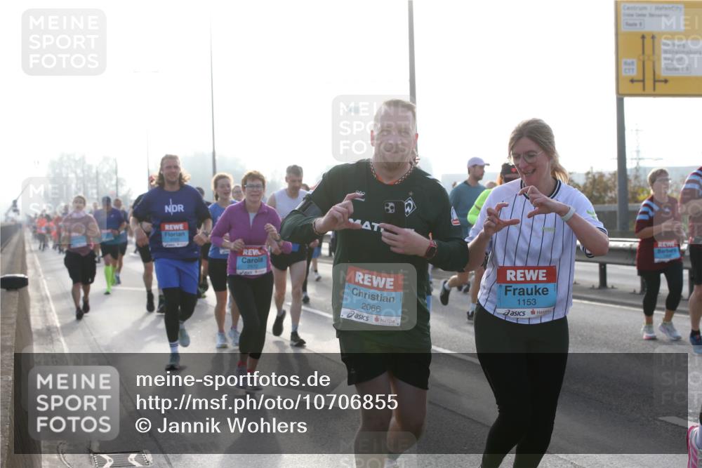 03.10.2026 - Köhlbrandbrückenlauf Jannik Wohlers http://msf.ph/oto/10706855 03.10.2026 09:23:38 Position 3 2066, 1153 meine-sportfotos.de