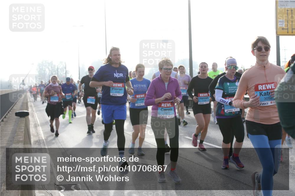 03.10.2026 - Köhlbrandbrückenlauf Jannik Wohlers http://msf.ph/oto/10706867 03.10.2026 09:23:39 Position 3 2020, 1137, 2972, 1, 188, 3052, 1135 meine-sportfotos.de