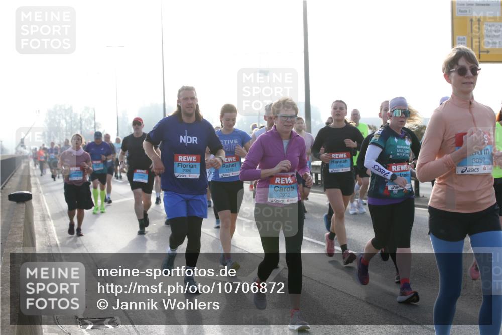 03.10.2026 - Köhlbrandbrückenlauf Jannik Wohlers http://msf.ph/oto/10706872 03.10.2026 09:23:39 Position 3 2020, 1137, 2972, 1135, 3052 meine-sportfotos.de