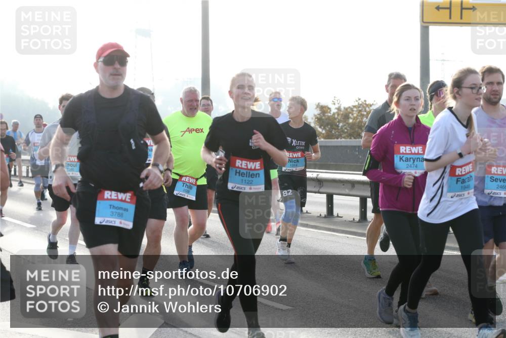03.10.2026 - Köhlbrandbrückenlauf Jannik Wohlers http://msf.ph/oto/10706902 03.10.2026 09:23:42 Position 3 3396, 3788, 2028, 1122, 1314, 82, 143, 2474, 1946, 2466 meine-sportfotos.de