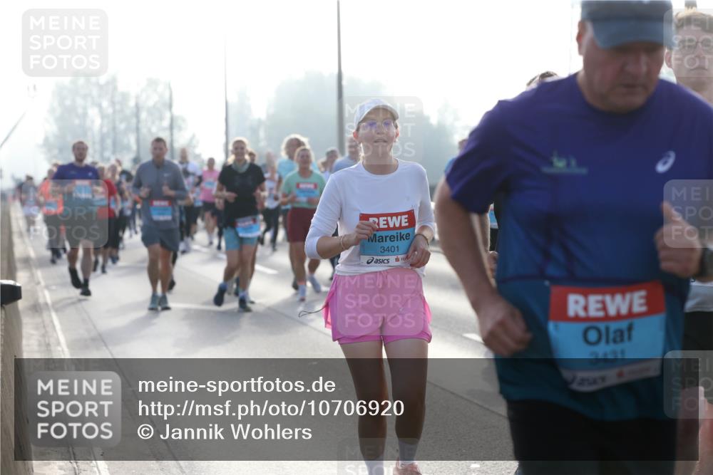 03.10.2026 - Köhlbrandbrückenlauf Jannik Wohlers http://msf.ph/oto/10706920 03.10.2026 09:23:45 Position 3 3401, 3431 meine-sportfotos.de