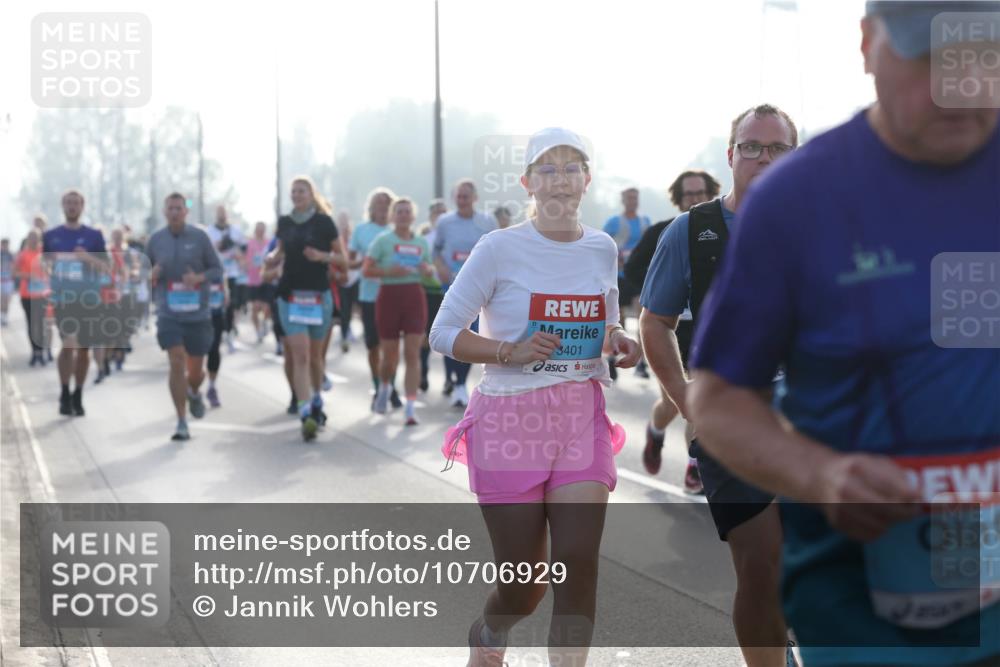 03.10.2026 - Köhlbrandbrückenlauf Jannik Wohlers http://msf.ph/oto/10706929 03.10.2026 09:23:45 Position 3 3401, 3431 meine-sportfotos.de