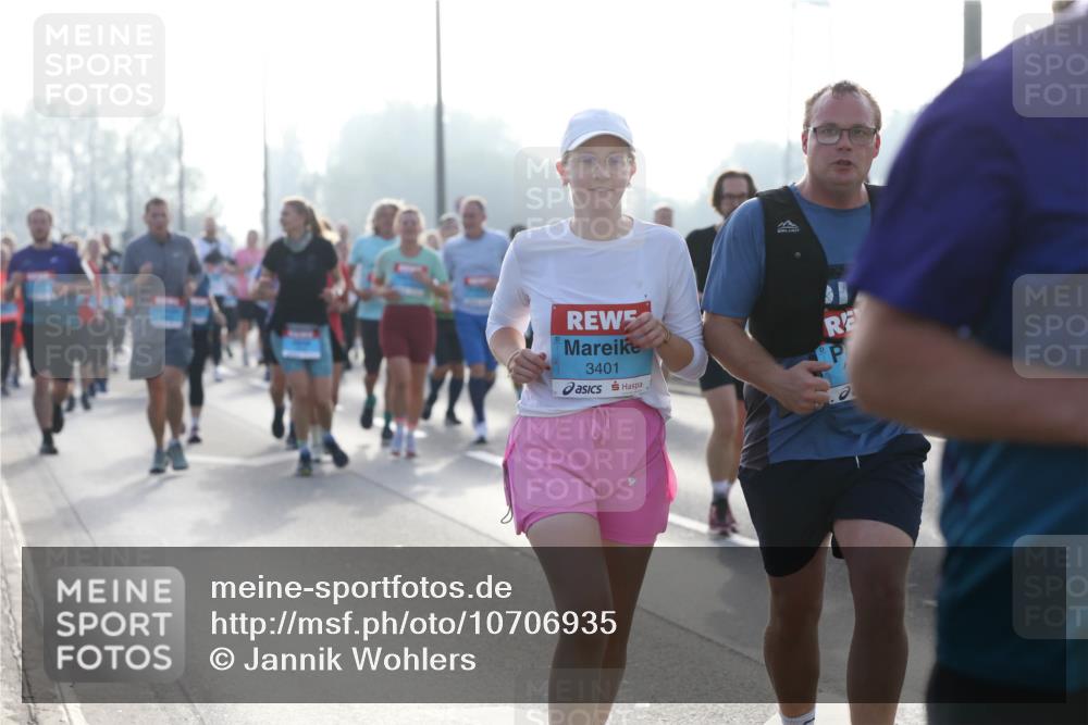 03.10.2026 - Köhlbrandbrückenlauf Jannik Wohlers http://msf.ph/oto/10706935 03.10.2026 09:23:45 Position 3 3401 meine-sportfotos.de