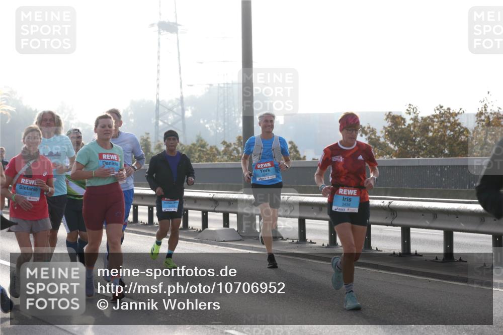 03.10.2026 - Köhlbrandbrückenlauf Jannik Wohlers http://msf.ph/oto/10706952 03.10.2026 09:23:49 Position 3 3112, 2247, 3434 meine-sportfotos.de