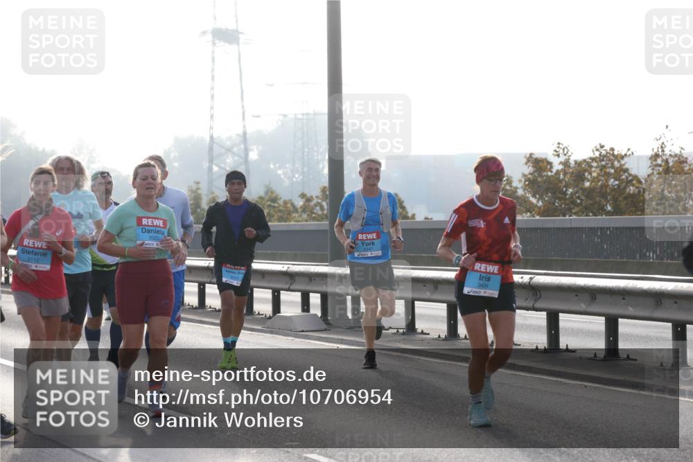 03.10.2026 - Köhlbrandbrückenlauf Jannik Wohlers http://msf.ph/oto/10706954 03.10.2026 09:23:49 Position 3 3112, 3023, 2247, 3434 meine-sportfotos.de