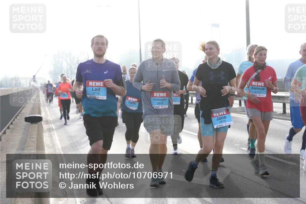03.10.2026 - Köhlbrandbrückenlauf Jannik Wohlers http://msf.ph/oto/10706971 03.10.2026 09:23:52 Position 3 2778, 3044, 2818, 3112, 2819 meine-sportfotos.de