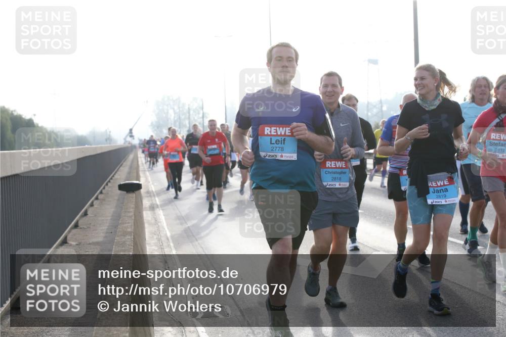 03.10.2026 - Köhlbrandbrückenlauf Jannik Wohlers http://msf.ph/oto/10706979 03.10.2026 09:23:52 Position 3 2778, 2818, 2819, 3112 meine-sportfotos.de