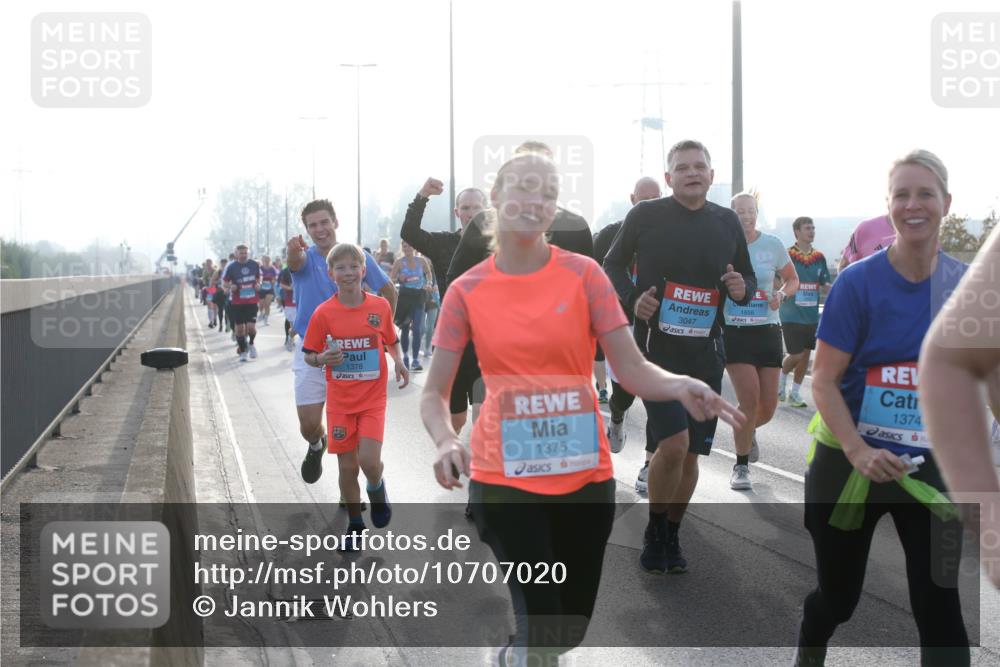 03.10.2026 - Köhlbrandbrückenlauf Jannik Wohlers http://msf.ph/oto/10707020 03.10.2026 09:24:00 Position 3 1378, 1375, 3047, 1856, 1374 meine-sportfotos.de