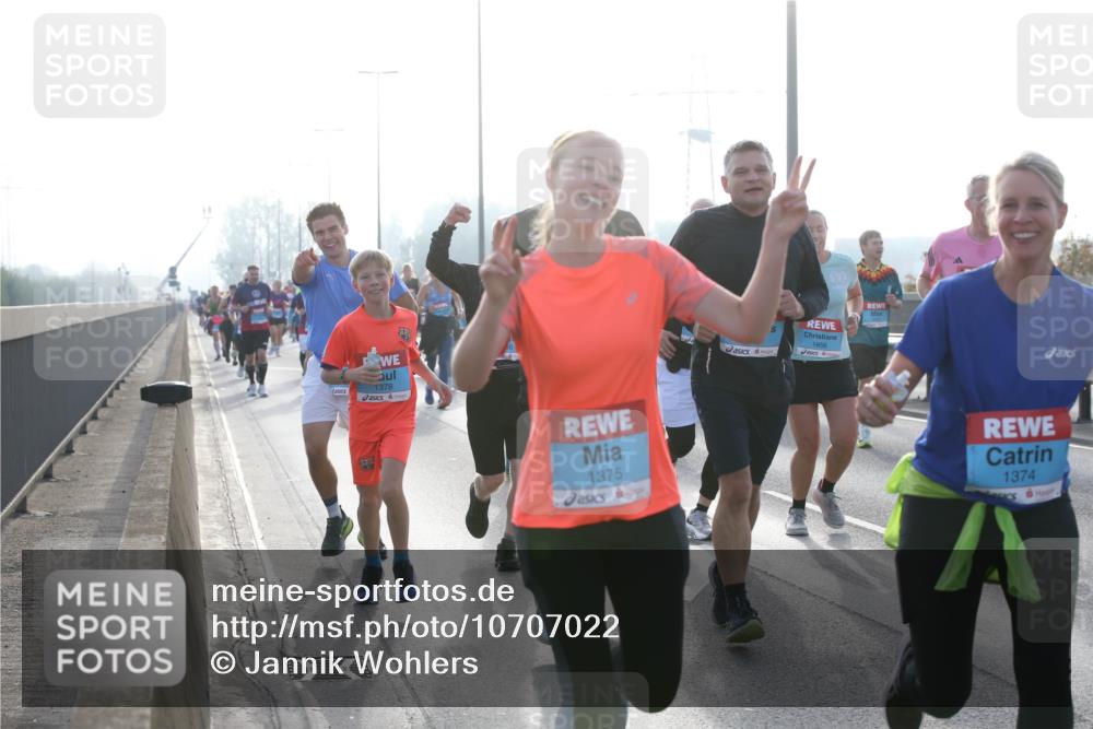 03.10.2026 - Köhlbrandbrückenlauf Jannik Wohlers http://msf.ph/oto/10707022 03.10.2026 09:24:00 Position 3 1378, 1375, 1856, 1374 meine-sportfotos.de