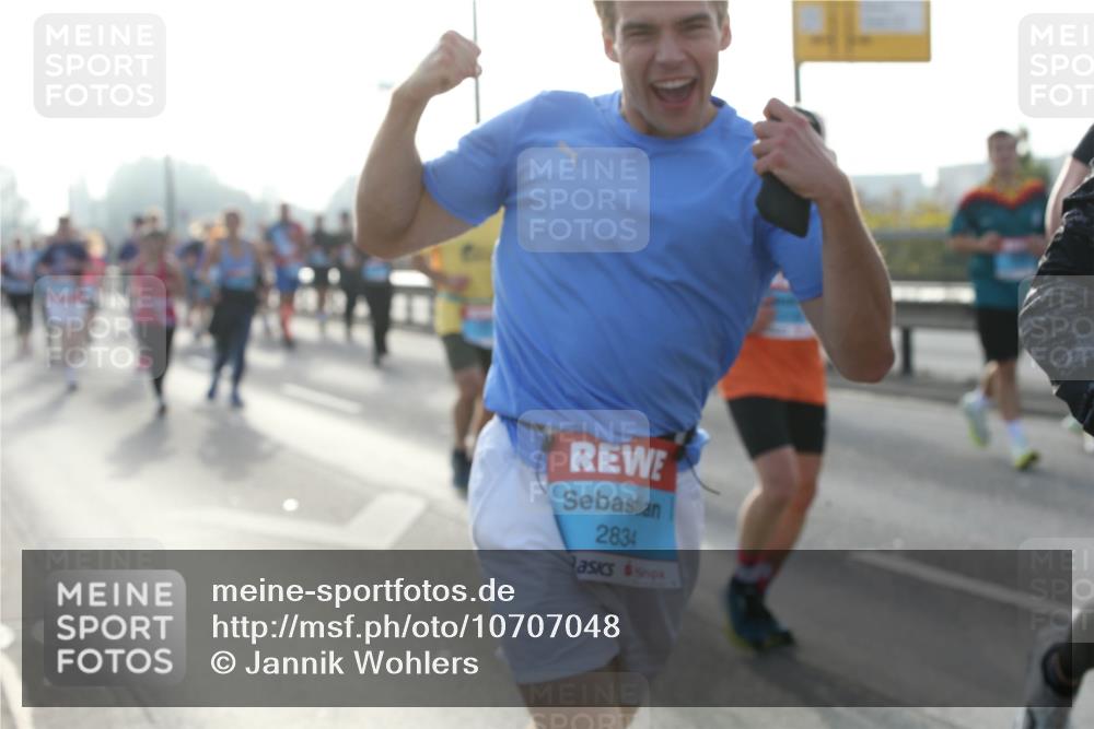 03.10.2026 - Köhlbrandbrückenlauf Jannik Wohlers http://msf.ph/oto/10707048 03.10.2026 09:24:03 Position 3 2834 meine-sportfotos.de