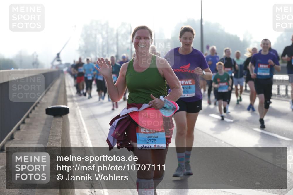 03.10.2026 - Köhlbrandbrückenlauf Jannik Wohlers http://msf.ph/oto/10707111 03.10.2026 09:24:15 Position 3 3778, 878 meine-sportfotos.de