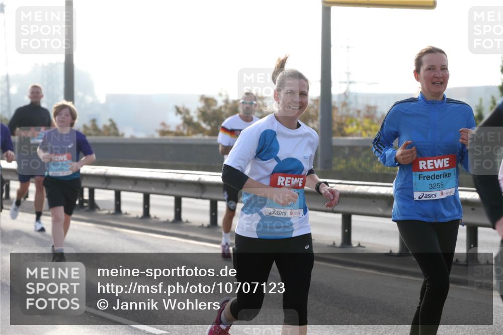 03.10.2026 - Köhlbrandbrückenlauf Jannik Wohlers http://msf.ph/oto/10707123 03.10.2026 09:24:16 Position 3 3255 meine-sportfotos.de