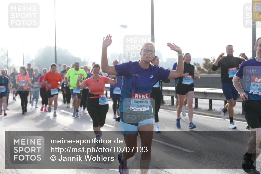 03.10.2026 - Köhlbrandbrückenlauf Jannik Wohlers http://msf.ph/oto/10707133 03.10.2026 09:24:19 Position 3 3477, 309 meine-sportfotos.de