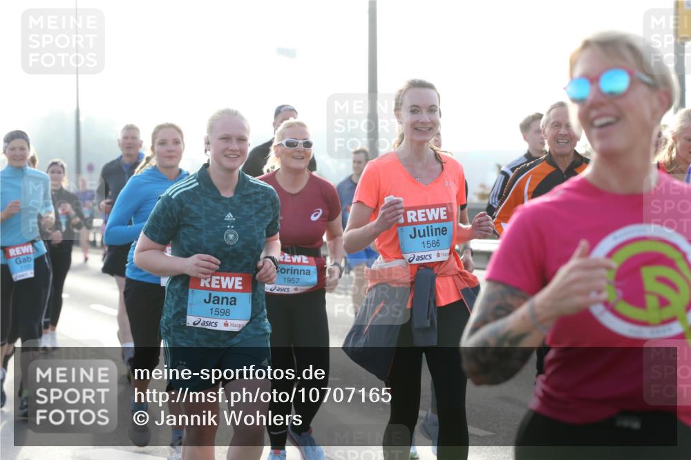 03.10.2026 - Köhlbrandbrückenlauf Jannik Wohlers http://msf.ph/oto/10707165 03.10.2026 09:24:27 Position 3 1107, 1598, 1957, 1586 meine-sportfotos.de