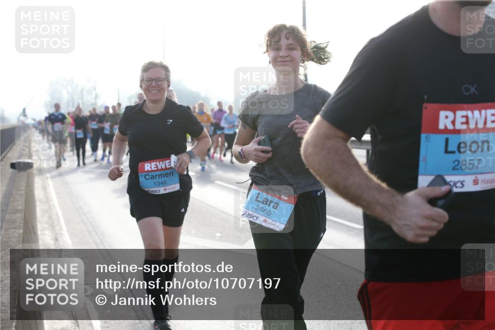 03.10.2026 - Köhlbrandbrückenlauf Jannik Wohlers http://msf.ph/oto/10707197 03.10.2026 09:24:33 Position 3 1348, 2660, 2857 meine-sportfotos.de