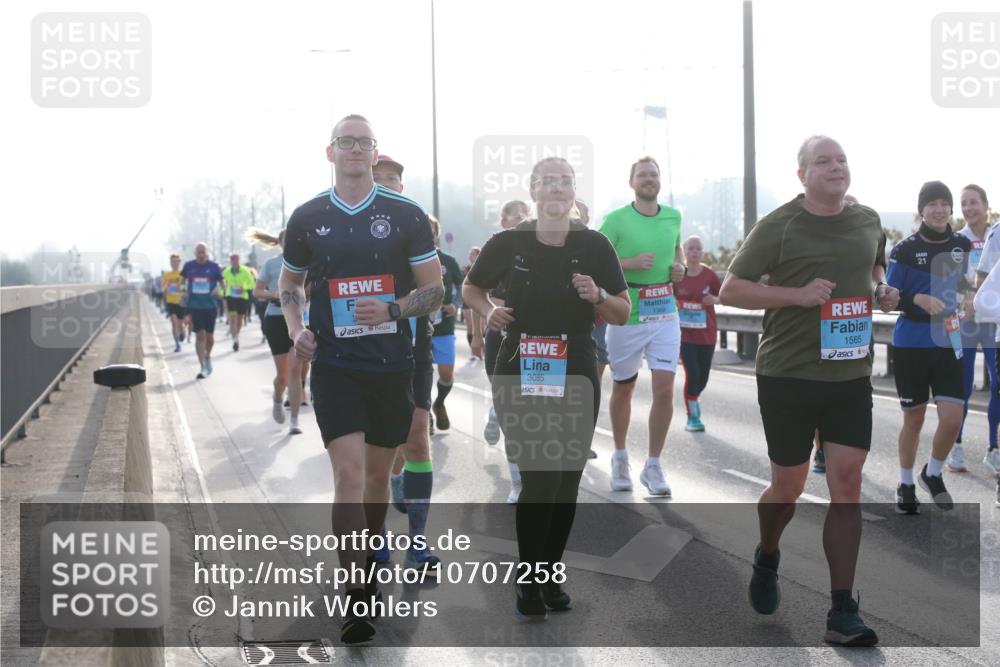 03.10.2026 - Köhlbrandbrückenlauf Jannik Wohlers http://msf.ph/oto/10707258 03.10.2026 09:24:41 Position 3 3085, 1565, 21 meine-sportfotos.de