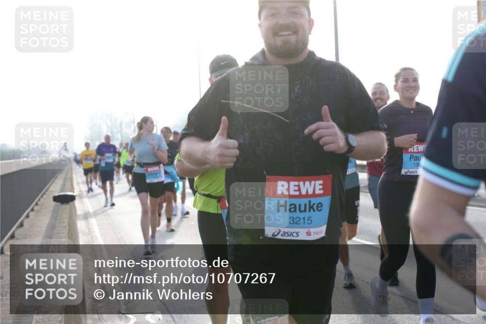 03.10.2026 - Köhlbrandbrückenlauf Jannik Wohlers http://msf.ph/oto/10707267 03.10.2026 09:24:44 Position 3 3215, 138 meine-sportfotos.de