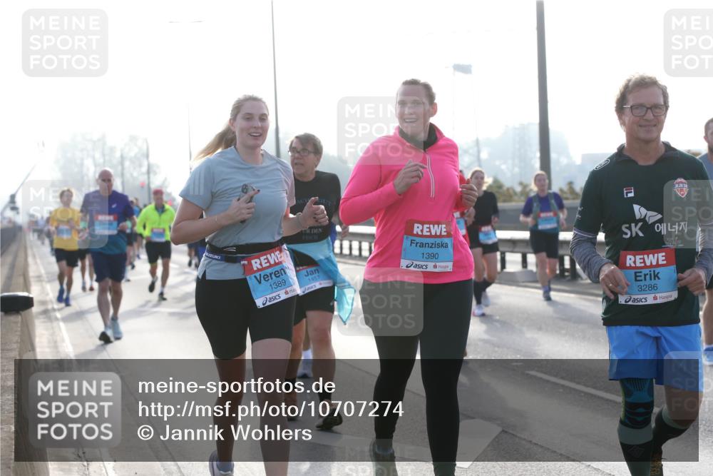 03.10.2026 - Köhlbrandbrückenlauf Jannik Wohlers http://msf.ph/oto/10707274 03.10.2026 09:24:46 Position 3 1389, 1457, 1390, 3286 meine-sportfotos.de