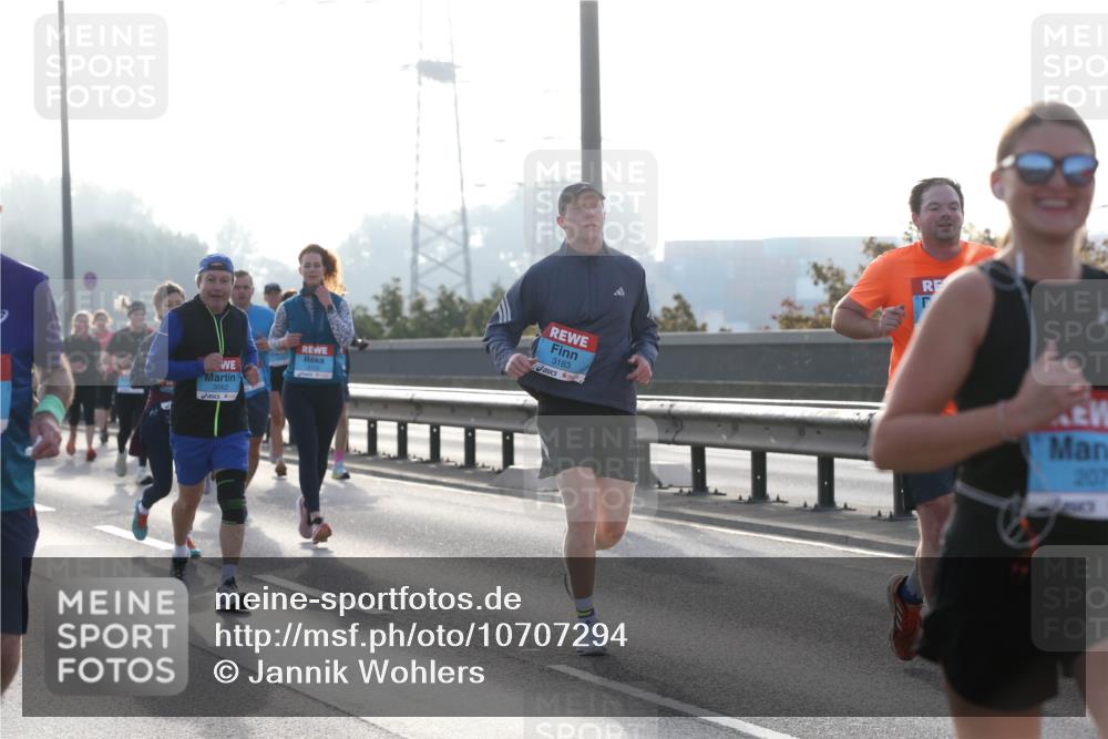 03.10.2026 - Köhlbrandbrückenlauf Jannik Wohlers http://msf.ph/oto/10707294 03.10.2026 09:24:50 Position 3 3183, 3062, 207, 1943 meine-sportfotos.de