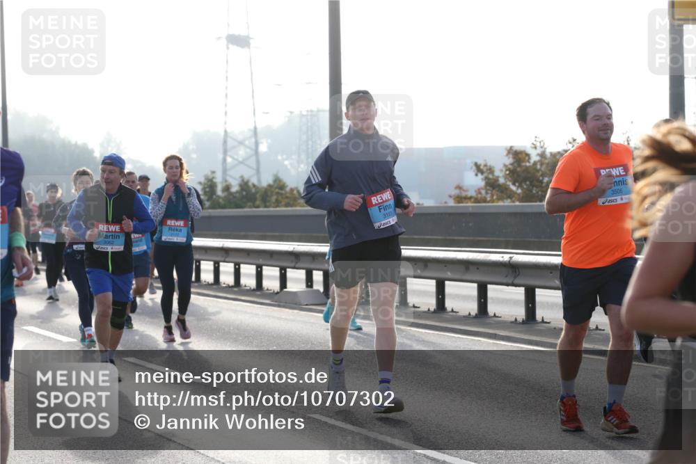 03.10.2026 - Köhlbrandbrückenlauf Jannik Wohlers http://msf.ph/oto/10707302 03.10.2026 09:24:51 Position 3 3062, 3183, 3506 meine-sportfotos.de