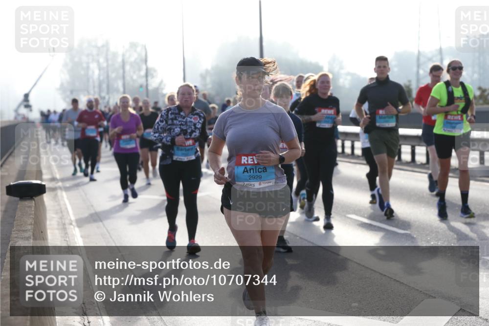 03.10.2026 - Köhlbrandbrückenlauf Jannik Wohlers http://msf.ph/oto/10707344 03.10.2026 09:25:00 Position 3 2929 meine-sportfotos.de