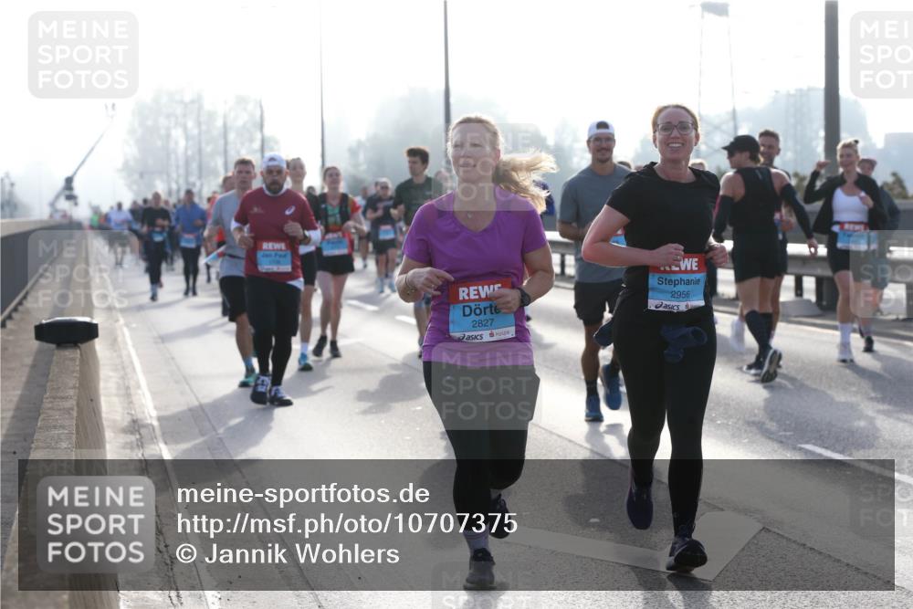 03.10.2026 - Köhlbrandbrückenlauf Jannik Wohlers http://msf.ph/oto/10707375 03.10.2026 09:25:06 Position 3 2827, 2956 meine-sportfotos.de