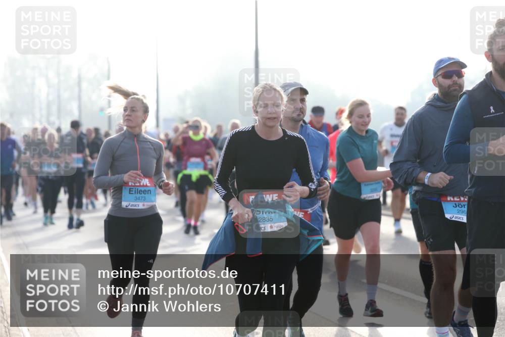 03.10.2026 - Köhlbrandbrückenlauf Jannik Wohlers http://msf.ph/oto/10707411 03.10.2026 09:25:18 Position 3 3473, 2835, 296 meine-sportfotos.de