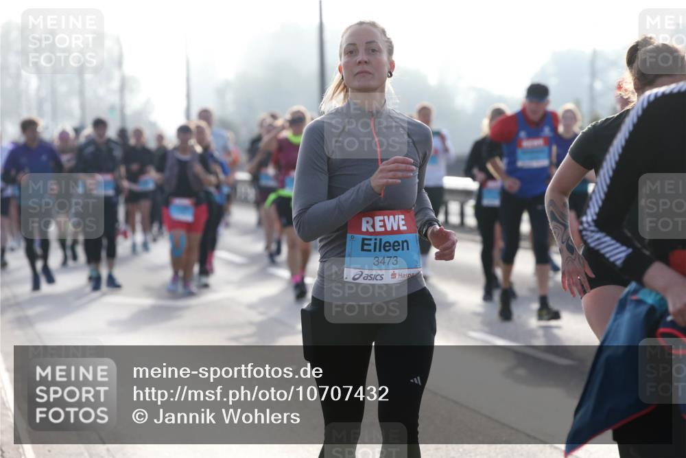 03.10.2026 - Köhlbrandbrückenlauf Jannik Wohlers http://msf.ph/oto/10707432 03.10.2026 09:25:20 Position 3 3473 meine-sportfotos.de
