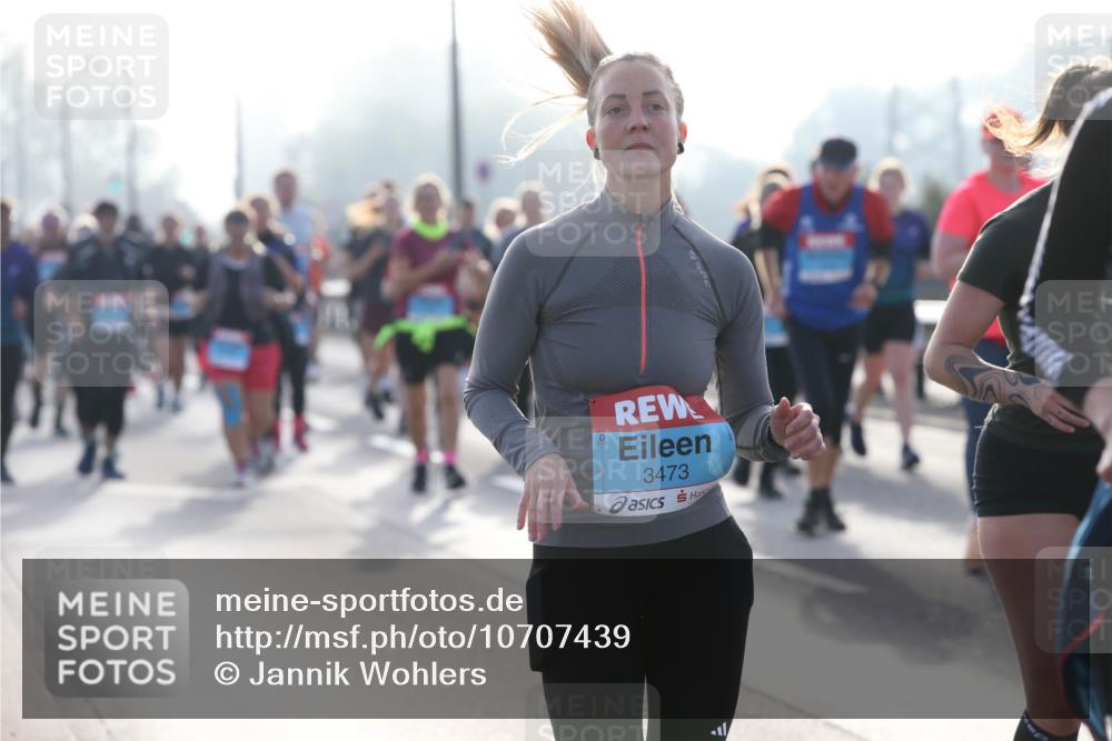 03.10.2026 - Köhlbrandbrückenlauf Jannik Wohlers http://msf.ph/oto/10707439 03.10.2026 09:25:21 Position 3 3473 meine-sportfotos.de