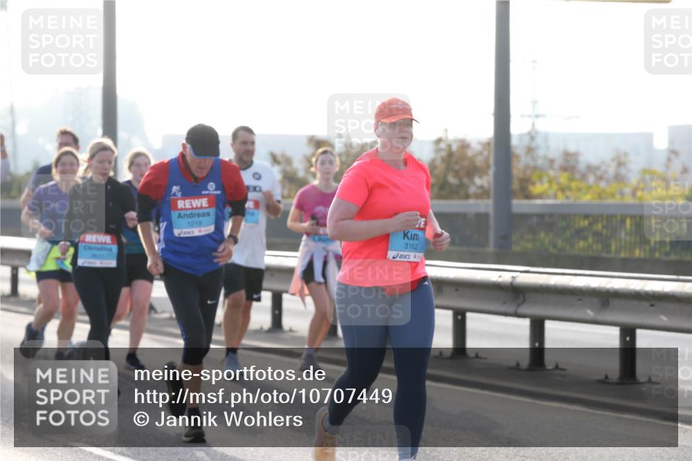 03.10.2026 - Köhlbrandbrückenlauf Jannik Wohlers http://msf.ph/oto/10707449 03.10.2026 09:25:23 Position 3 1219, 3162 meine-sportfotos.de