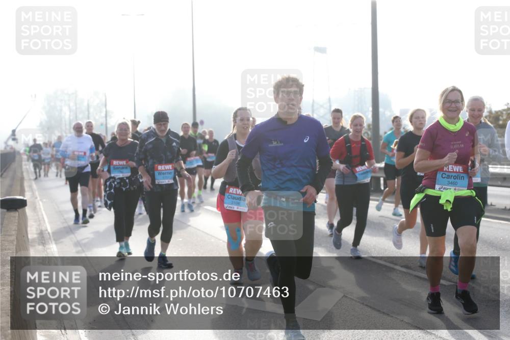 03.10.2026 - Köhlbrandbrückenlauf Jannik Wohlers http://msf.ph/oto/10707463 03.10.2026 09:25:27 Position 3 3108, 21, 0975, 3460 meine-sportfotos.de