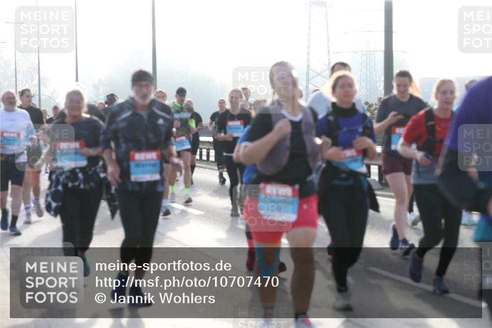 03.10.2026 - Köhlbrandbrückenlauf Jannik Wohlers http://msf.ph/oto/10707470 03.10.2026 09:25:28 Position 3  meine-sportfotos.de