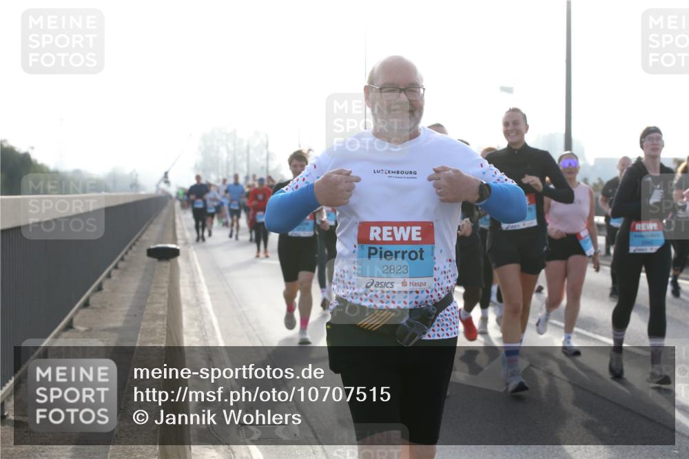 03.10.2026 - Köhlbrandbrückenlauf Jannik Wohlers http://msf.ph/oto/10707515 03.10.2026 09:25:34 Position 3 2823 meine-sportfotos.de