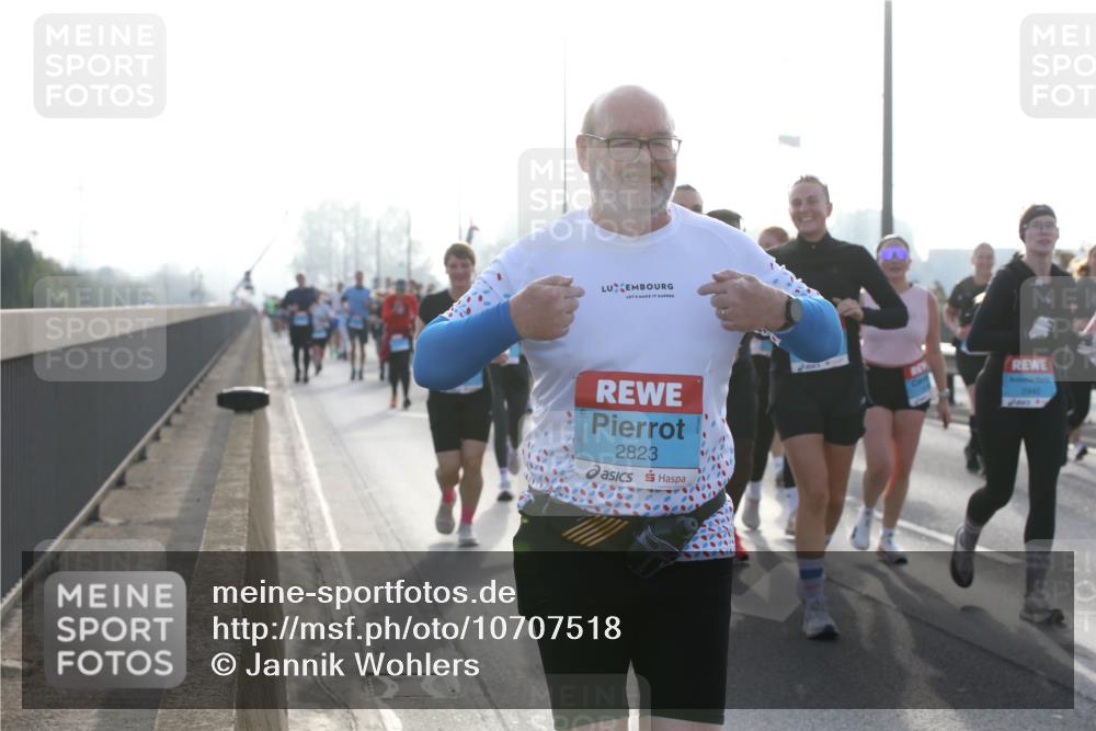 03.10.2026 - Köhlbrandbrückenlauf Jannik Wohlers http://msf.ph/oto/10707518 03.10.2026 09:25:34 Position 3 2823 meine-sportfotos.de
