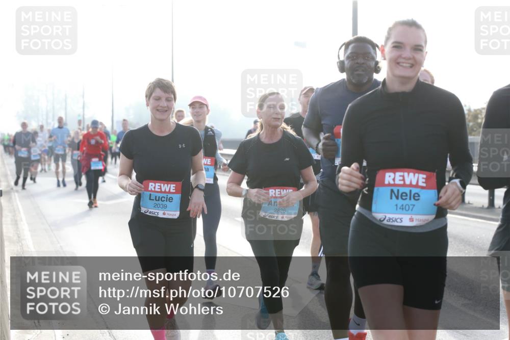 03.10.2026 - Köhlbrandbrückenlauf Jannik Wohlers http://msf.ph/oto/10707526 03.10.2026 09:25:36 Position 3 2039, 2826, 1407 meine-sportfotos.de