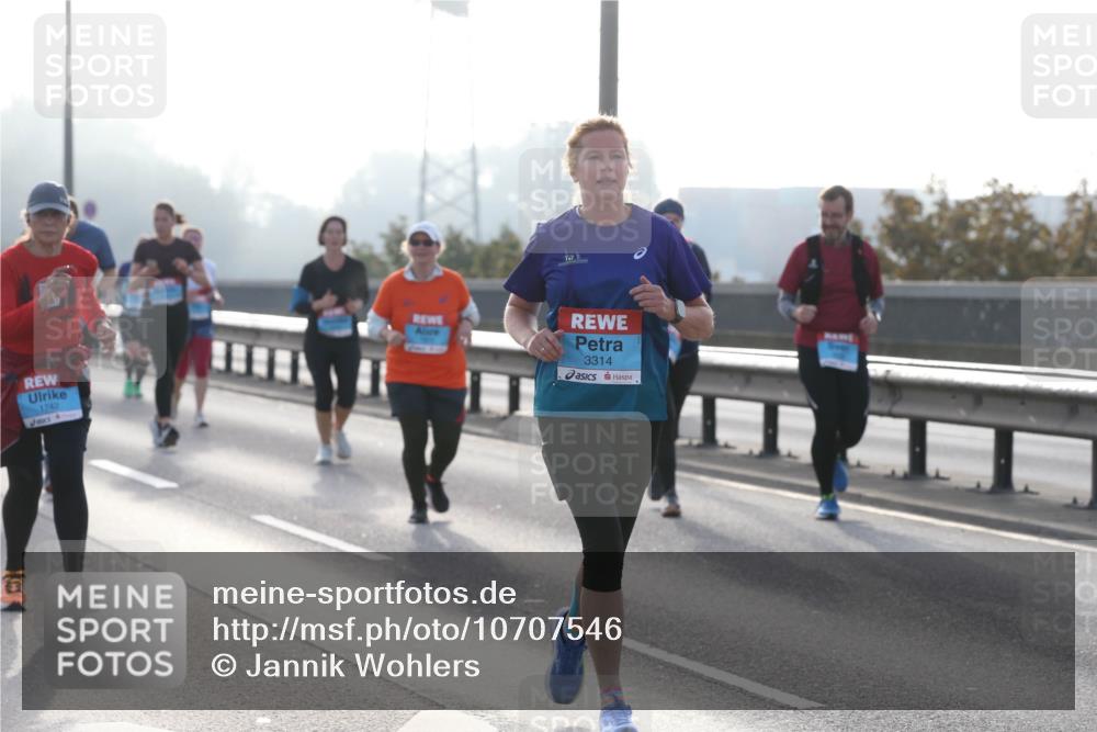 03.10.2026 - Köhlbrandbrückenlauf Jannik Wohlers http://msf.ph/oto/10707546 03.10.2026 09:25:40 Position 3 1742, 3314 meine-sportfotos.de
