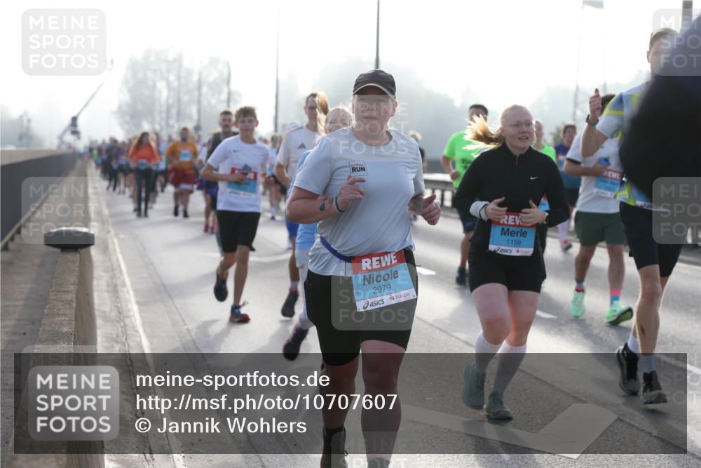 03.10.2026 - Köhlbrandbrückenlauf Jannik Wohlers http://msf.ph/oto/10707607 03.10.2026 09:25:50 Position 3 2979, 1159 meine-sportfotos.de