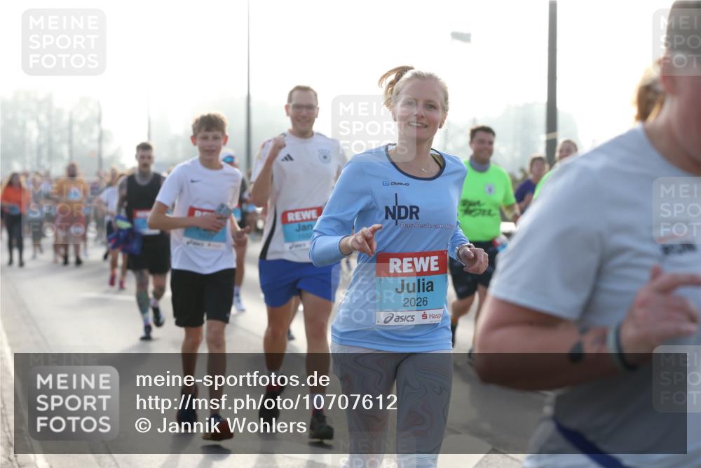 03.10.2026 - Köhlbrandbrückenlauf Jannik Wohlers http://msf.ph/oto/10707612 03.10.2026 09:25:52 Position 3 2026 meine-sportfotos.de